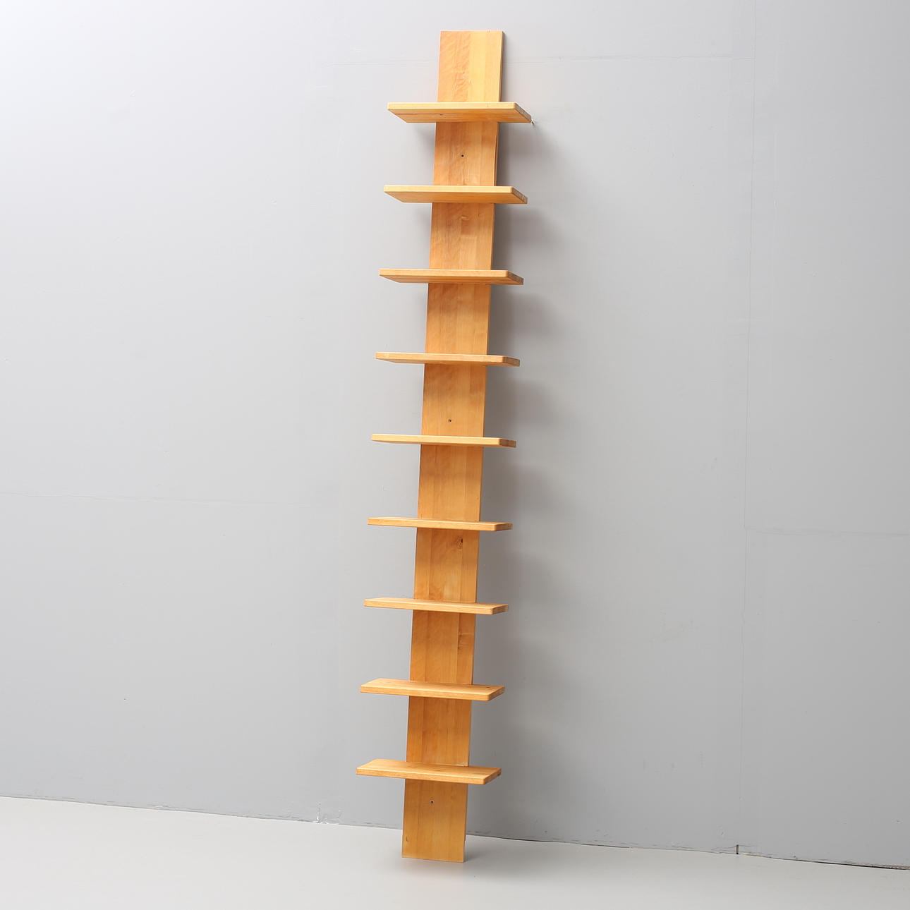 HYLLA, pilastermodell.