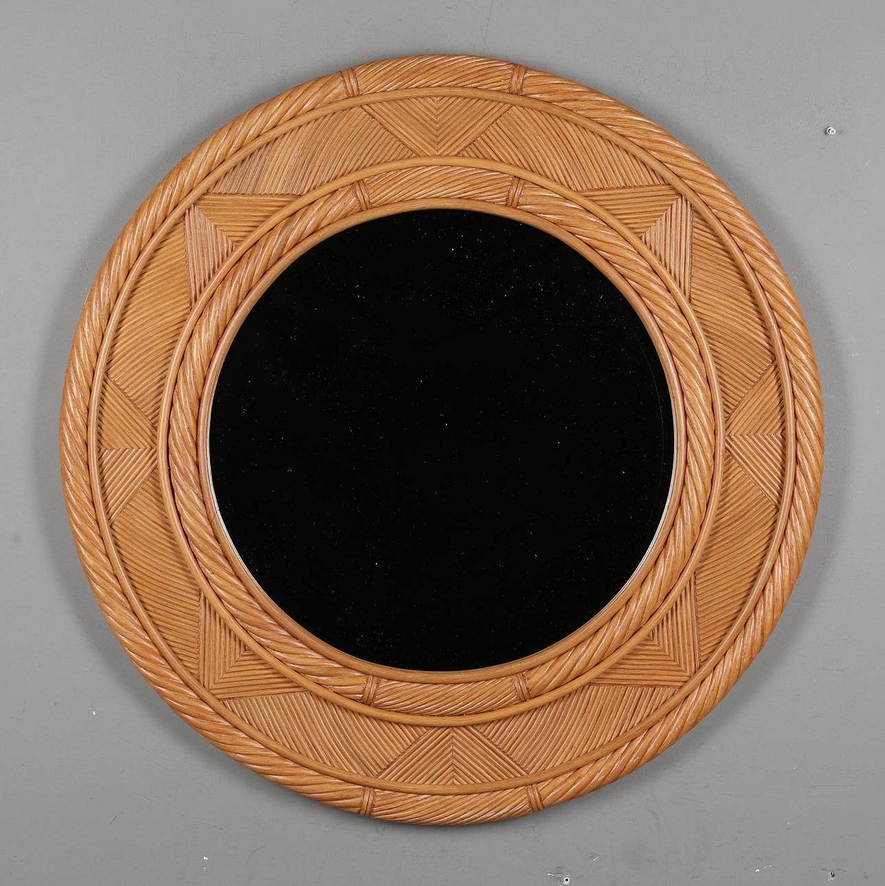 SPEGEL, kolonialstil, 1900-talets andra hälft.