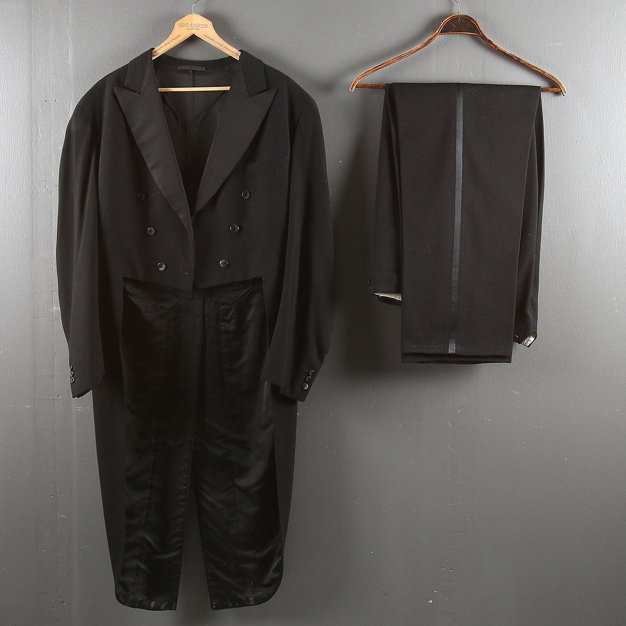 FRACK, 2 delar, ull, 1900-tal, storlek 52/54.