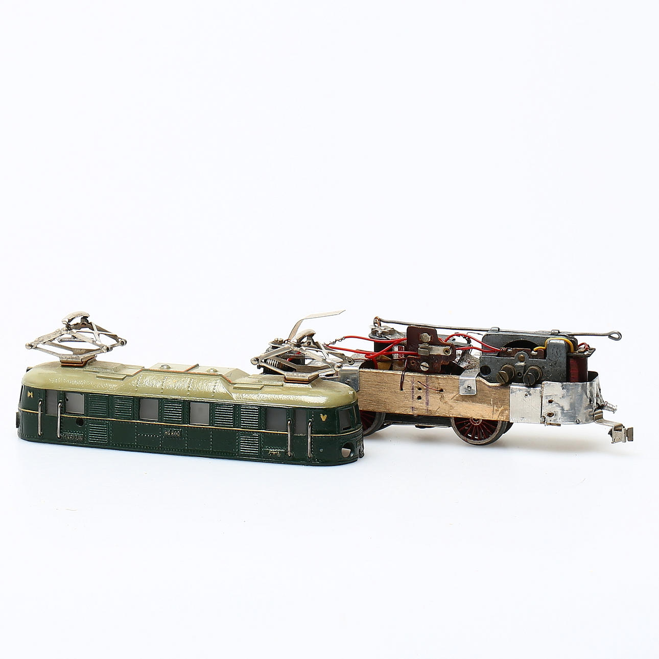 MÄRKLIN Elektrolokomotive HS 800 als Ersatzteil.