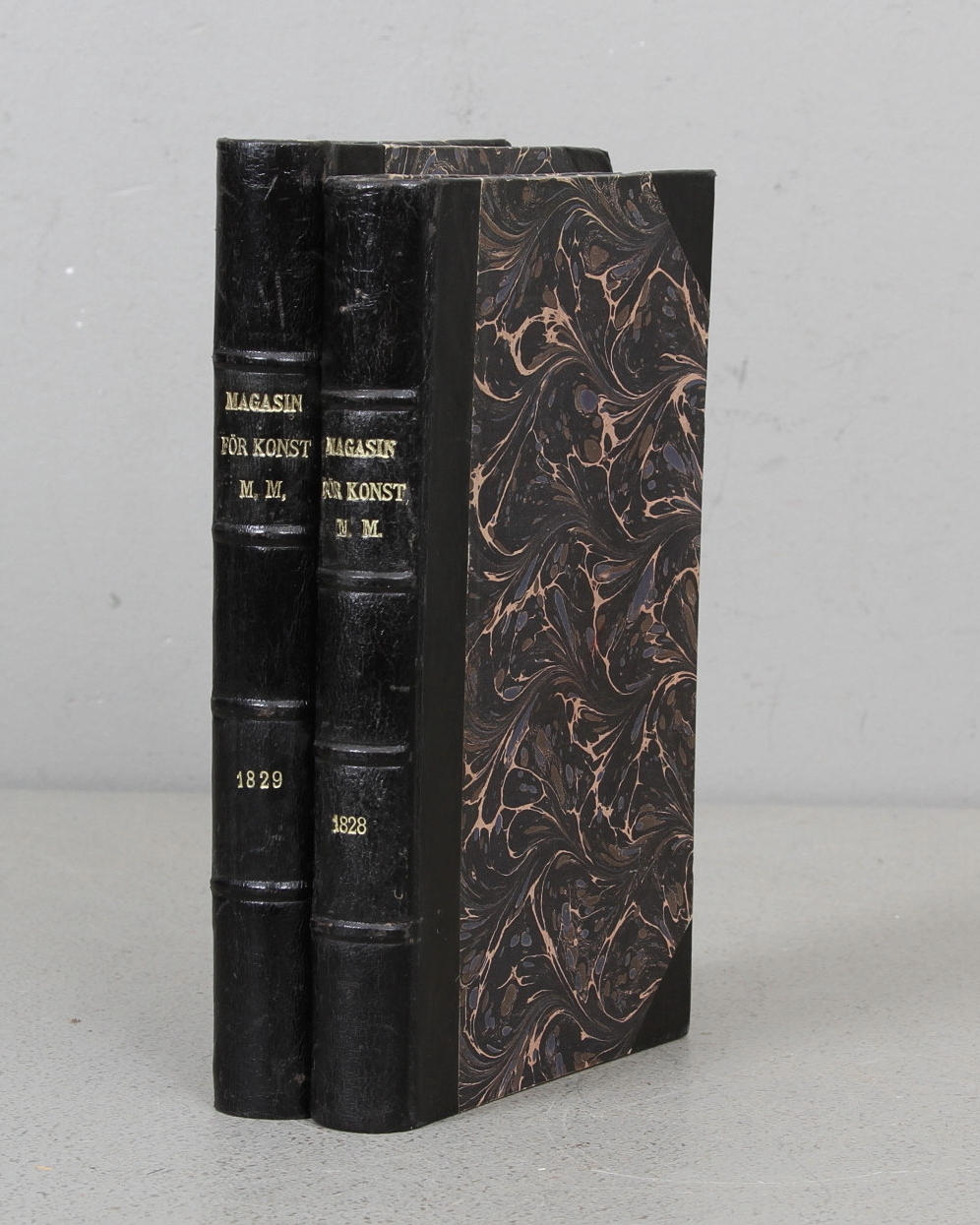 BÖCKER, 2 årgångar, Magasin för konst, nyheter och moder, 1828 samt 1829.