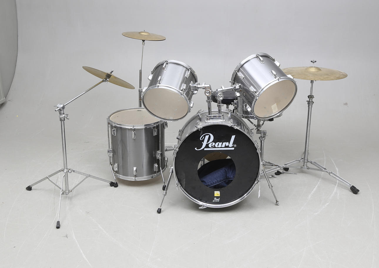 DRUM SET, Pearl Export series.