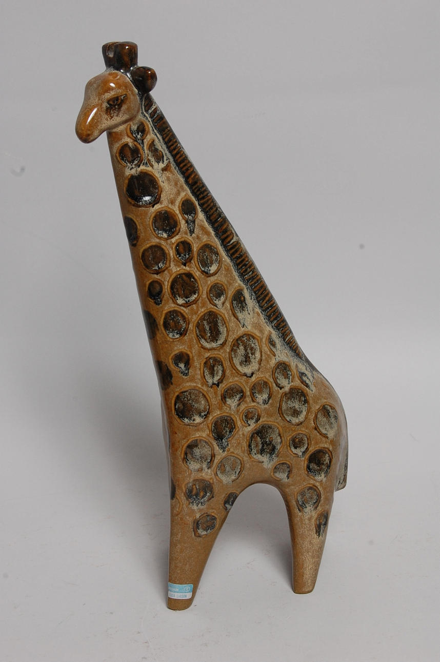 LISA LARSSON. figurin, " Giraff " stengods.