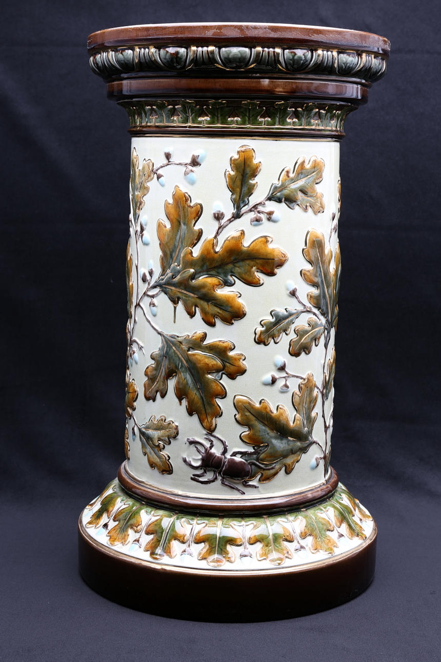 PIEDESTAL, Rörstrand, majolika, 1800-talets fjärde kvartal.