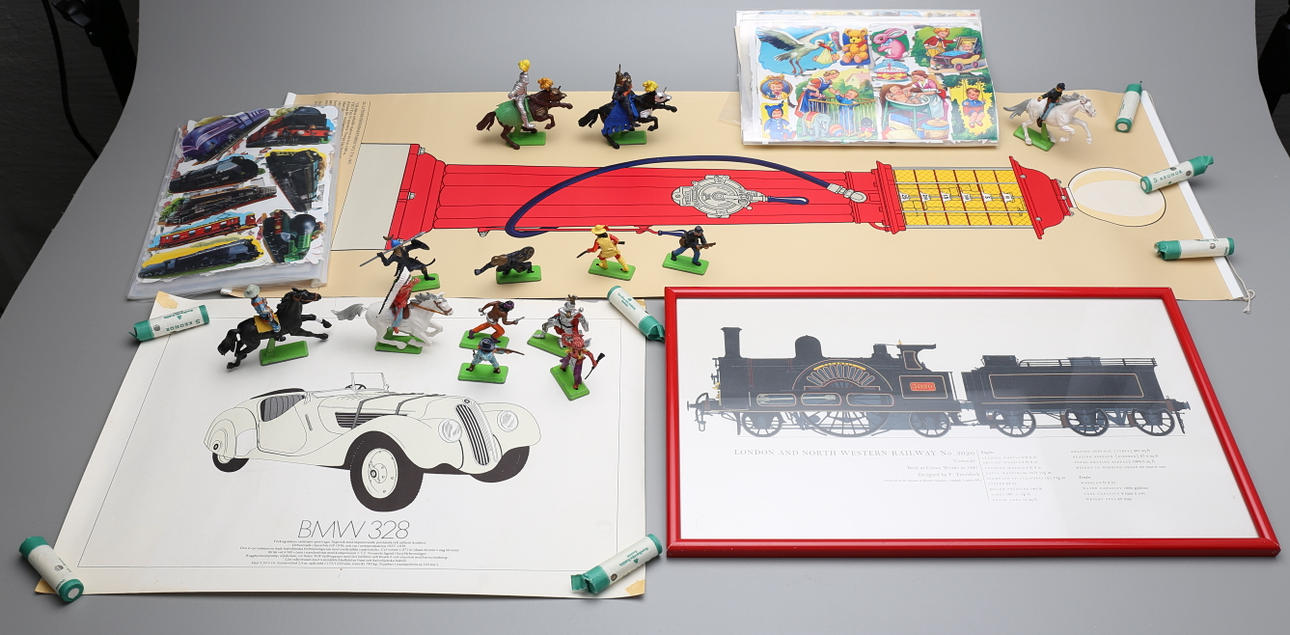 PARTI BOKMÄRKEN, FIGURER, AFFISCHER, 1900-tal.