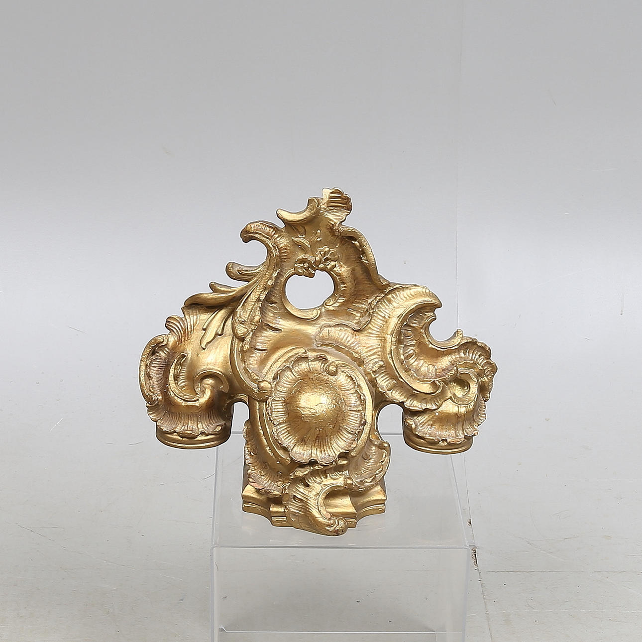 WANDKONSOLE, geschnitztes Holz und Gips, Neo-Coco-Stil.