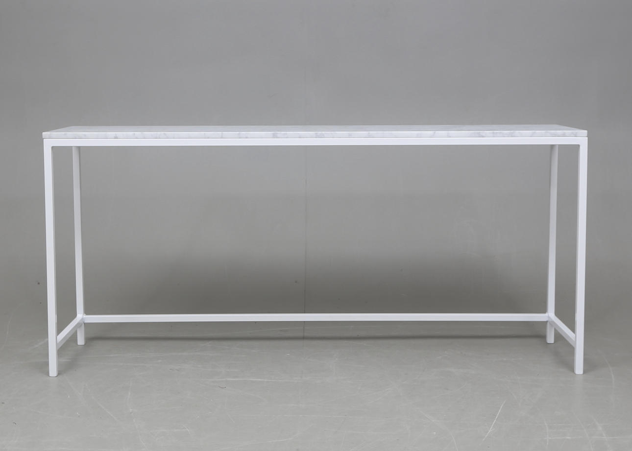 SIDEBOARD, Runa Design.