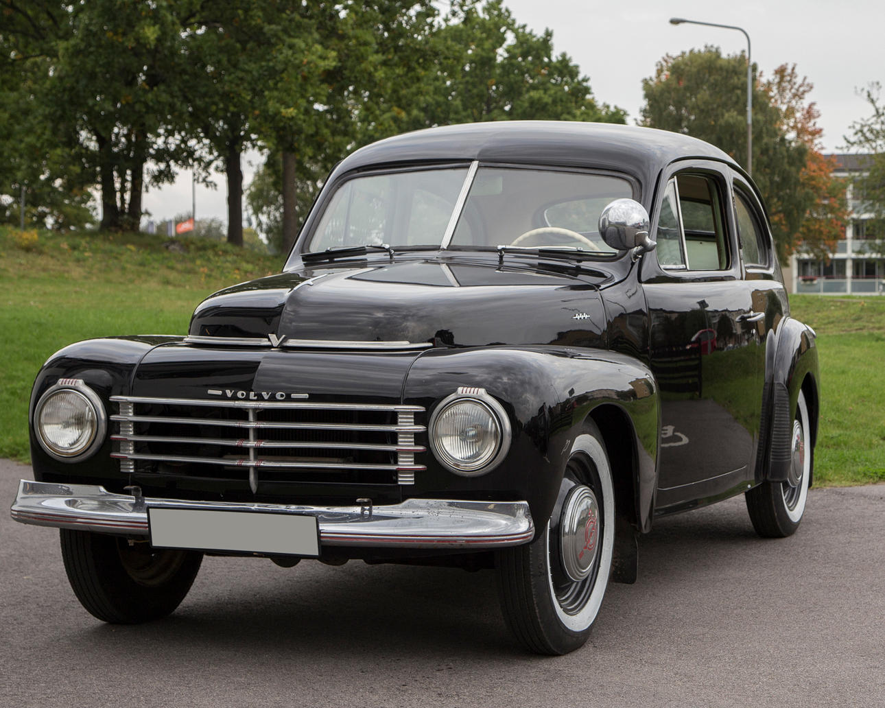 AUTO, VOLVO PV 444, 1947.