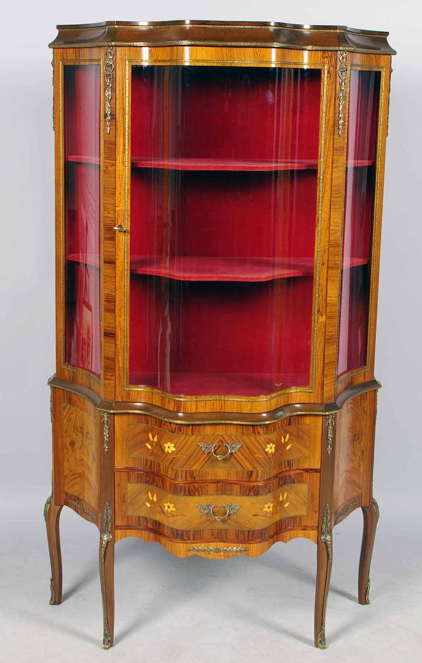 VITRINSKÅP, mahogny, intarsia, rokokostil.