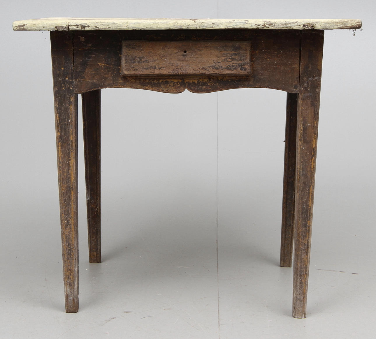 MÖSSBORD, 1700/1800 tal.