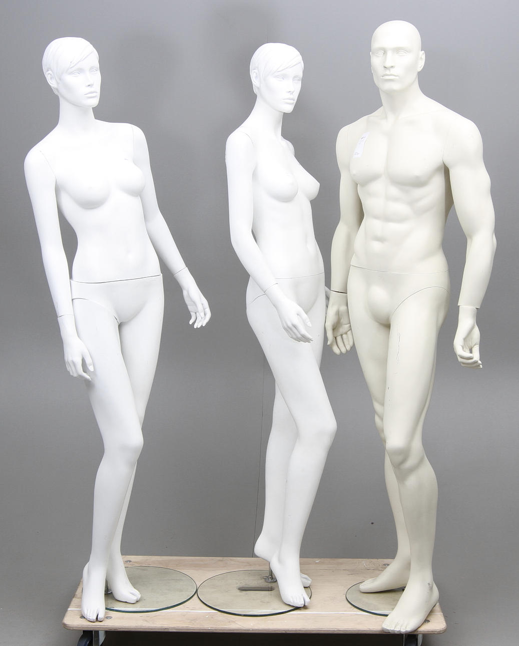 SKYLTDOCKOR, 3 st, Konkurs efter Uteliv Linköping.