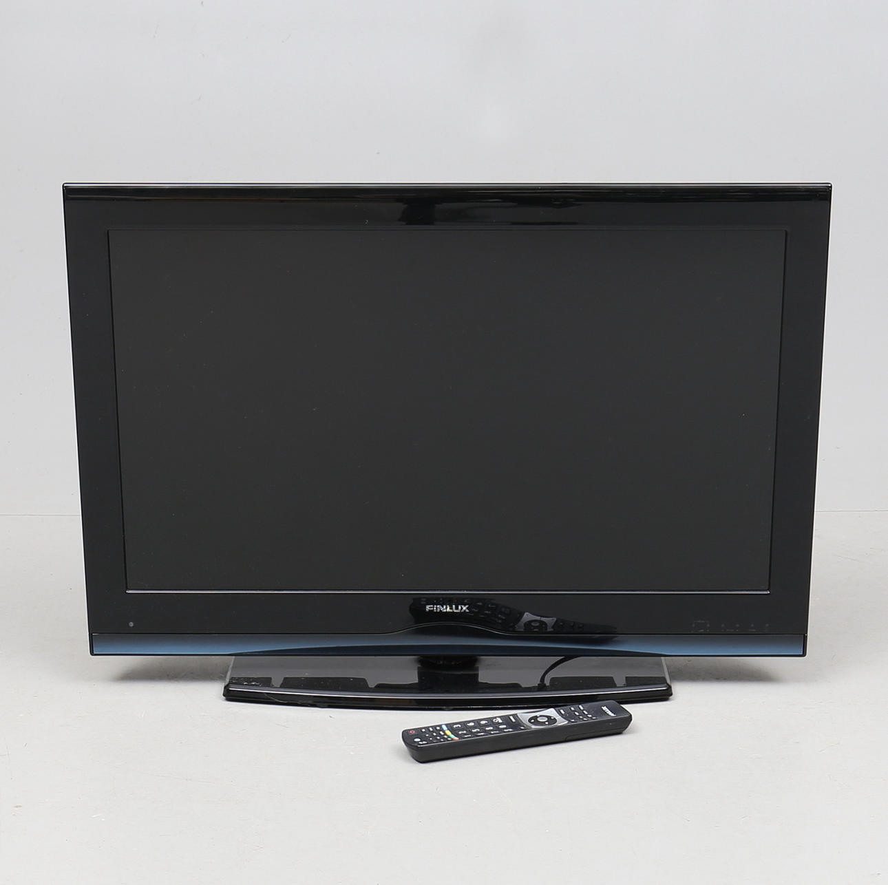 TV, 32 inches, Finlux, 2000s.