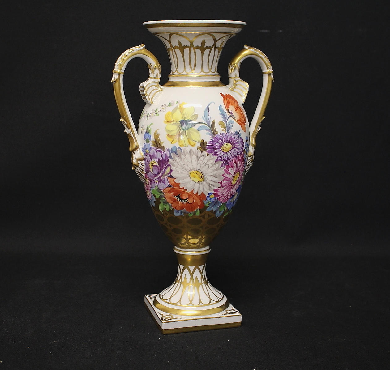 VAS, porcelain, Dresden.