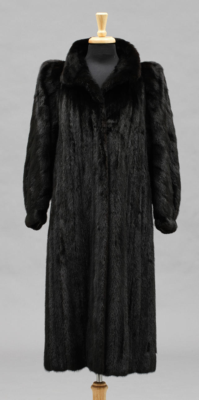 MINKPÄLS, Sagamink.