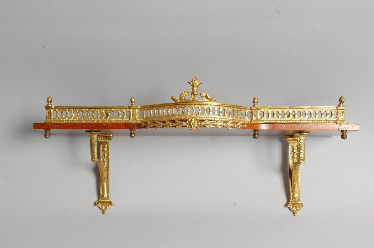 HYLLA, Ludvig XVI-stil.