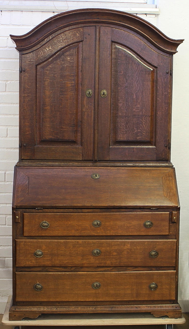 SKRIVSKÅP, allmoge, 1700-tal.