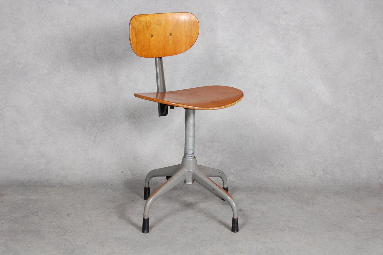 SKRIVBORDSSTOL, märkt Rosengrens Sweden, 1950-60-tal.