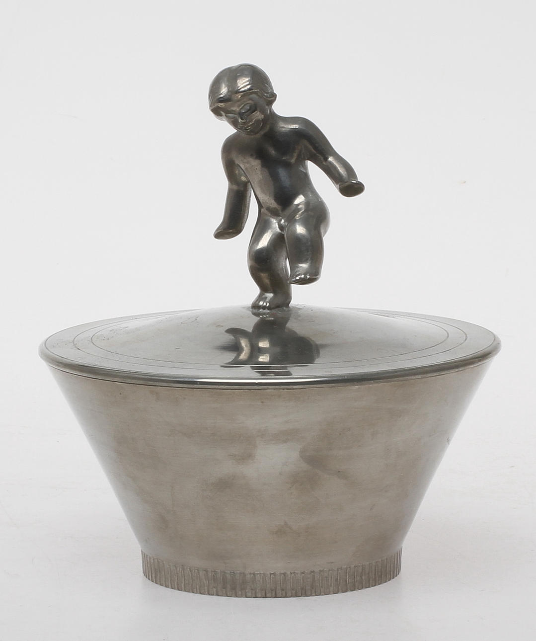 SKÅL, med lock, tenn, Firma Svenskt Tenn.