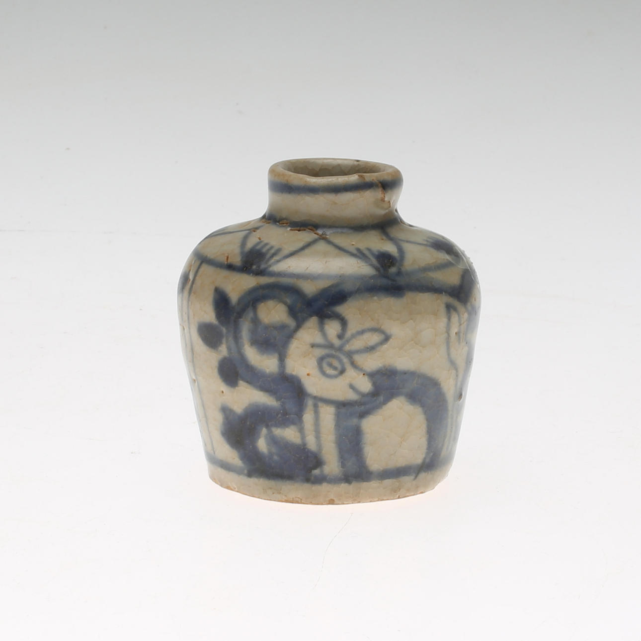 VASE, Ming, Swatow, China, 16th century.