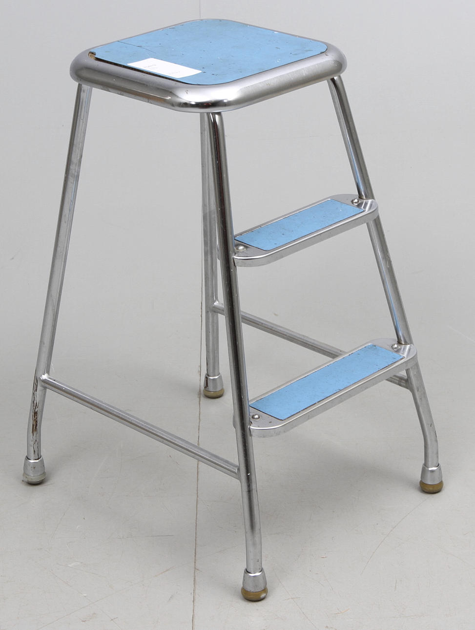 STEGPALL, vitmetall/blå, 1900 tal.