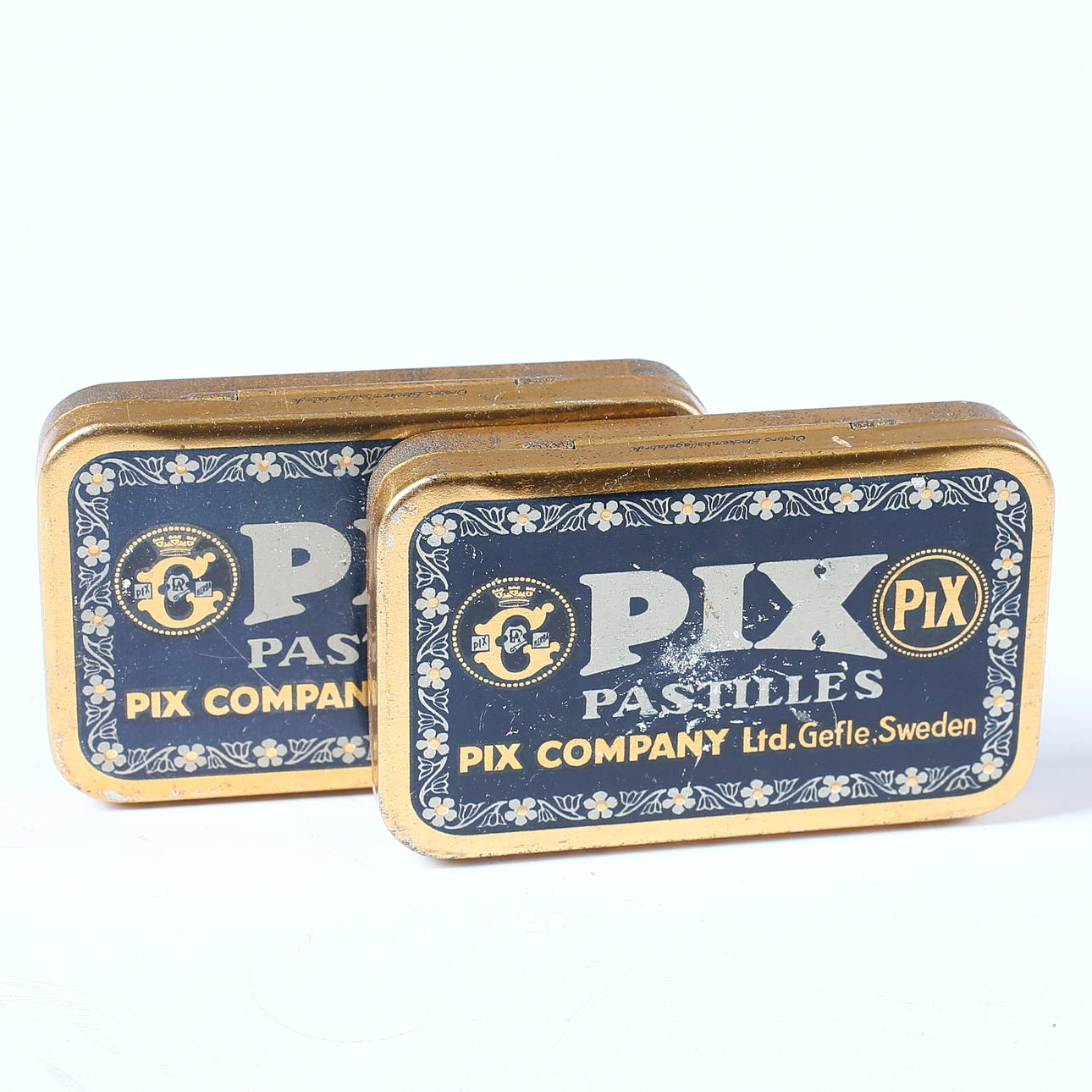TIN BAGS, 75 pcs, Pix Pastilles, Pix Company Ltd Gefle, 1900s.