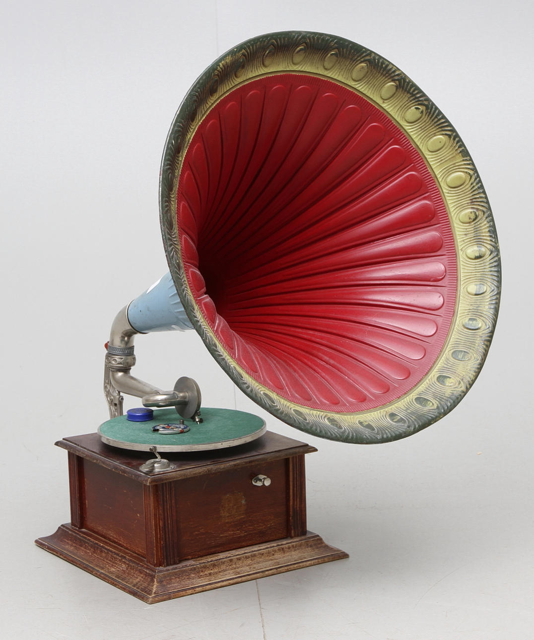 TRATTGRAMMOFON,tidigt 1900-tal.