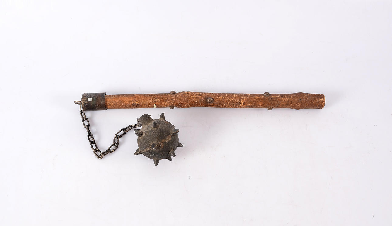 SPIKKLUBBA, trä/metall, 1900-tal.