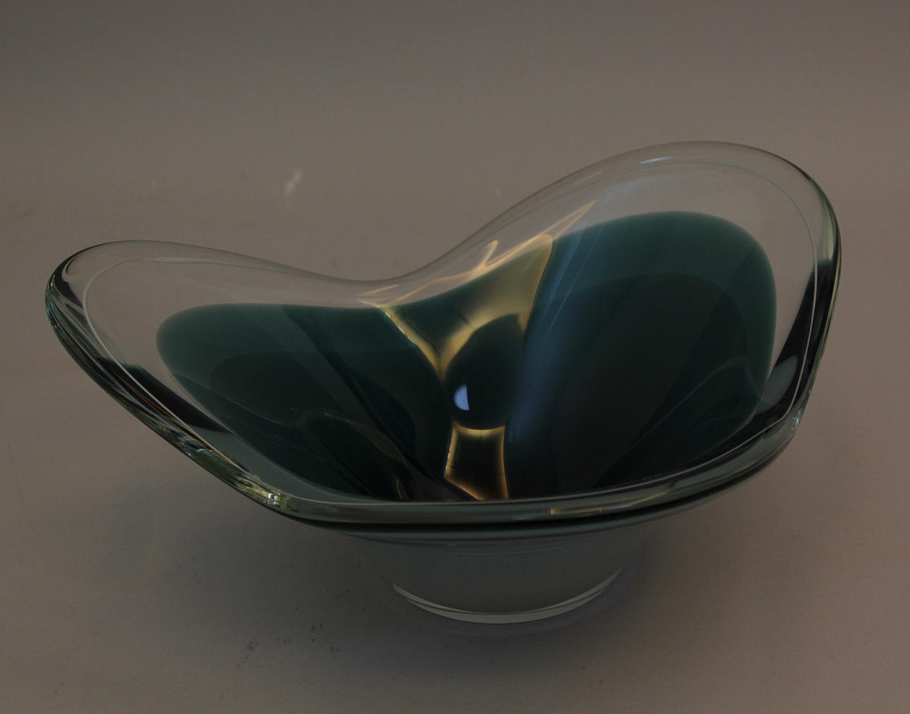 PAUL KEDELV. Vas, Coquille. Märkt Flygfors, -67. Osignerad.