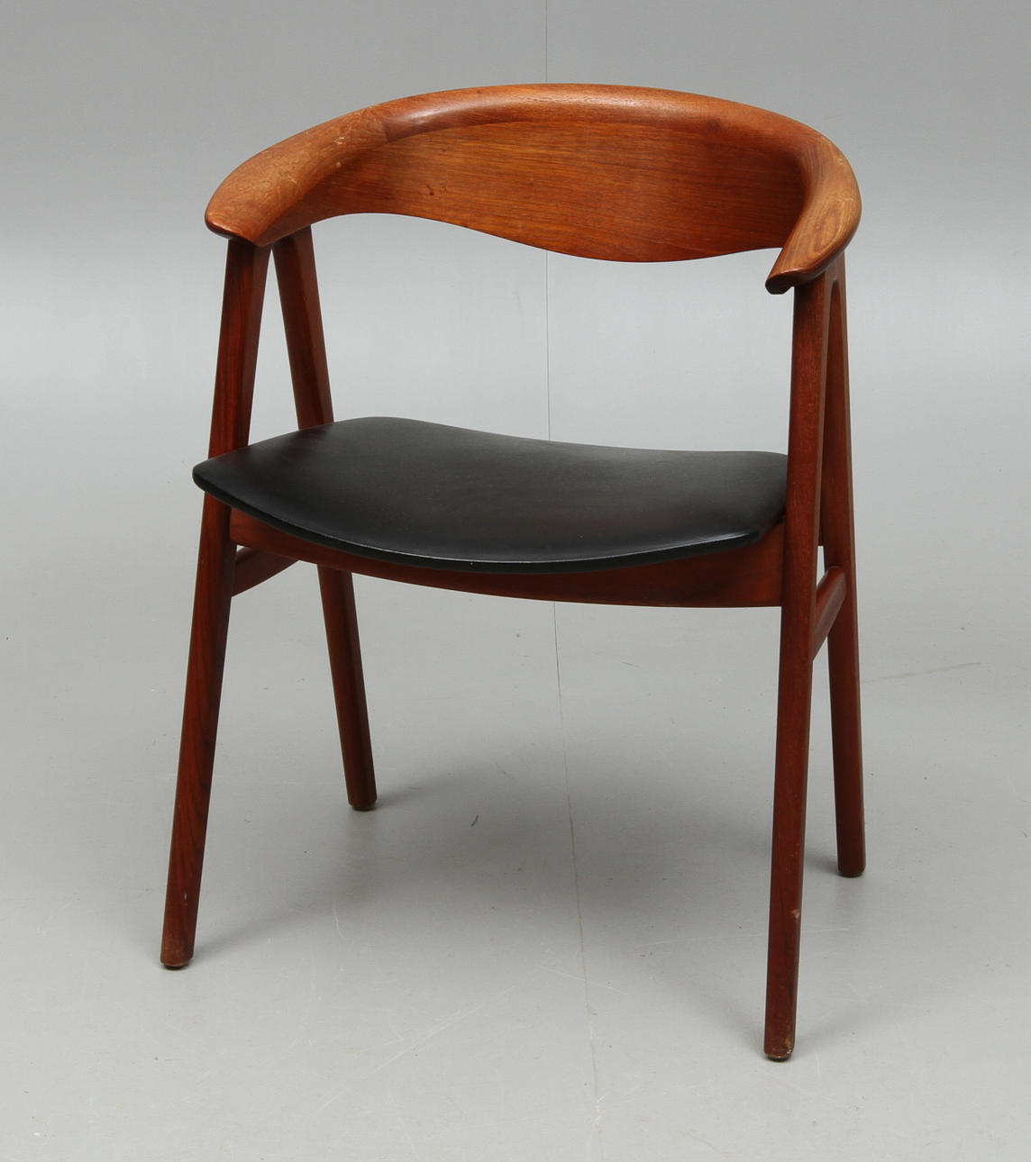 KARMSTOL, Erik Kirkegaard, Höng Stolefabrik, 1960-tal.