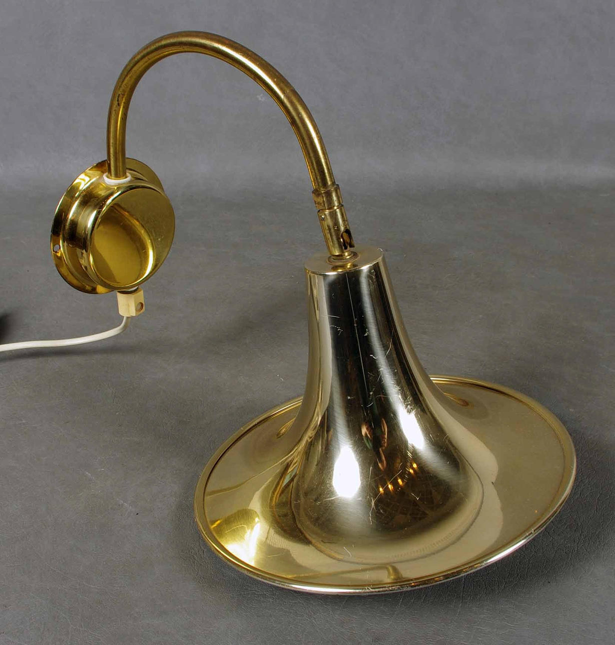 VÄGGLAMPA, mässing, Börje Claes, Norlett Elit.