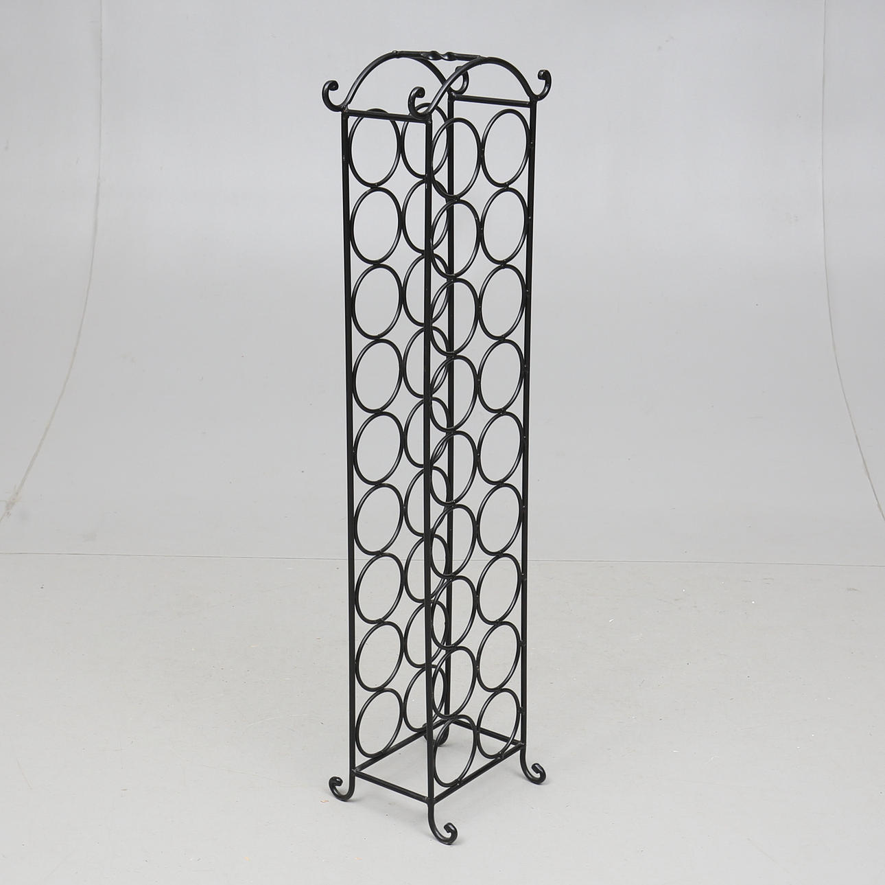 VINSTÄLL, svart smide, 1900-talets andra hälft.