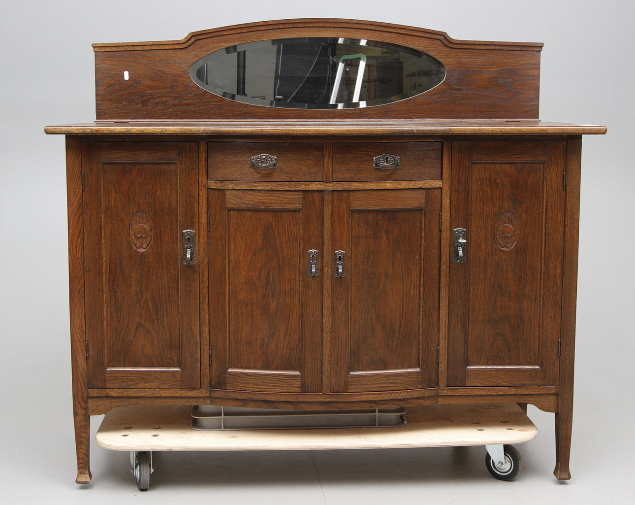 SPEGELBUFFÉ, tidigt 1900-tal.