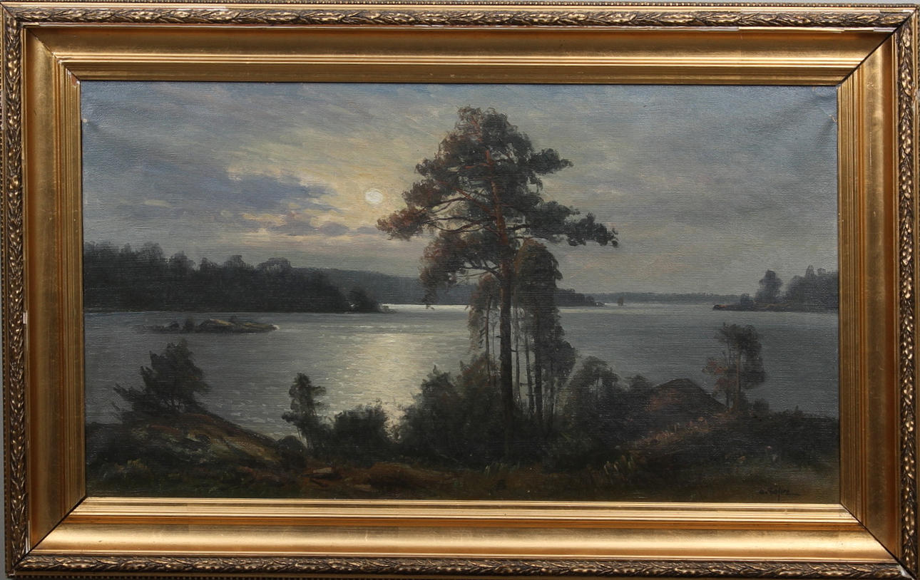 A.SÄFVE. Insjölandskap i månljus.