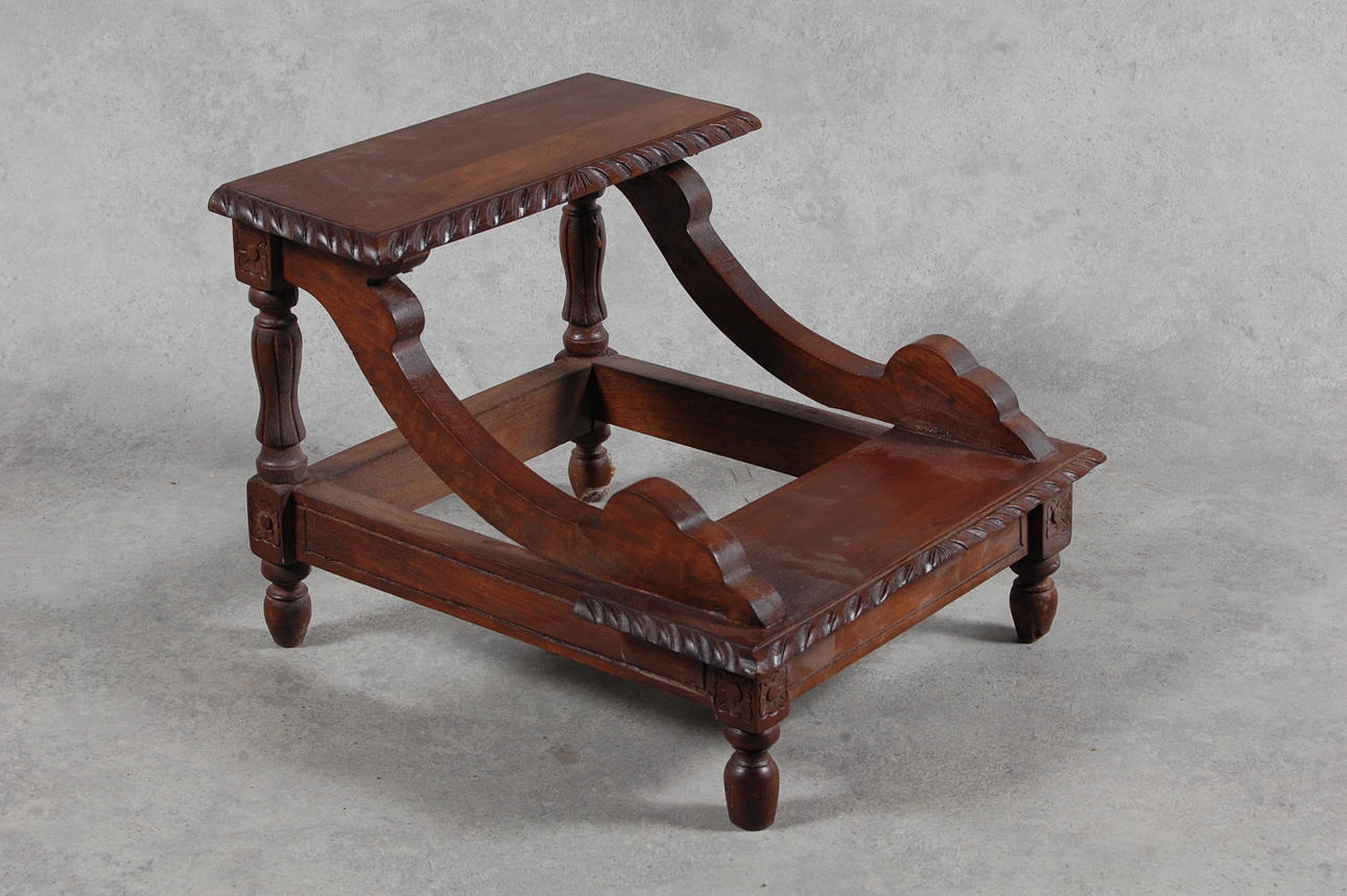 BIBLIOTEKSSTEGE, 19/2000-tal.