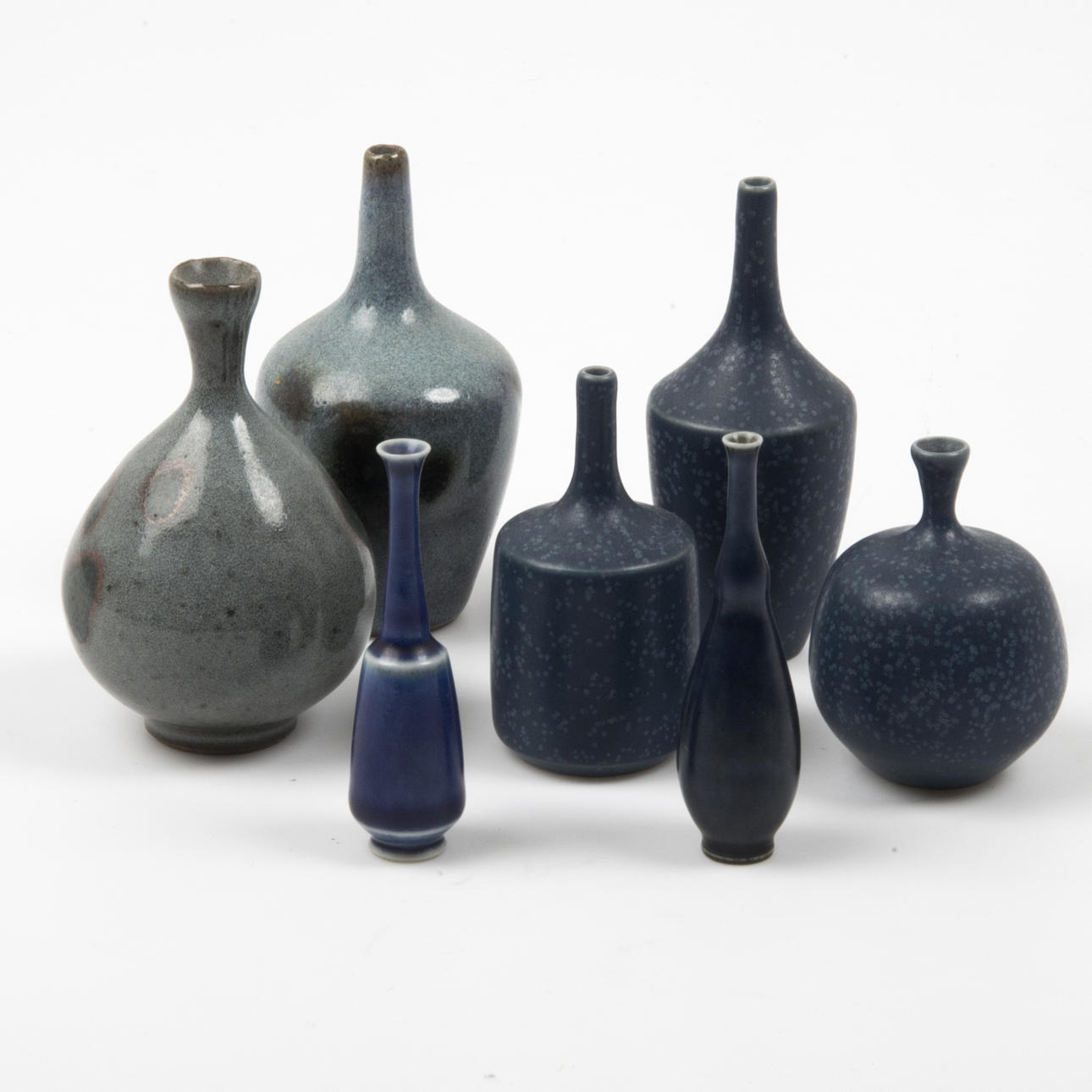 MINIATURE VASER, 7 stk., keramik, Höganäs.