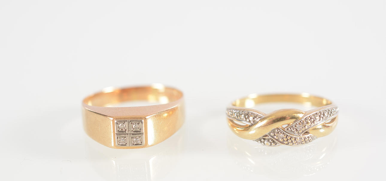 RINGAR, 2 st, 18K guld.