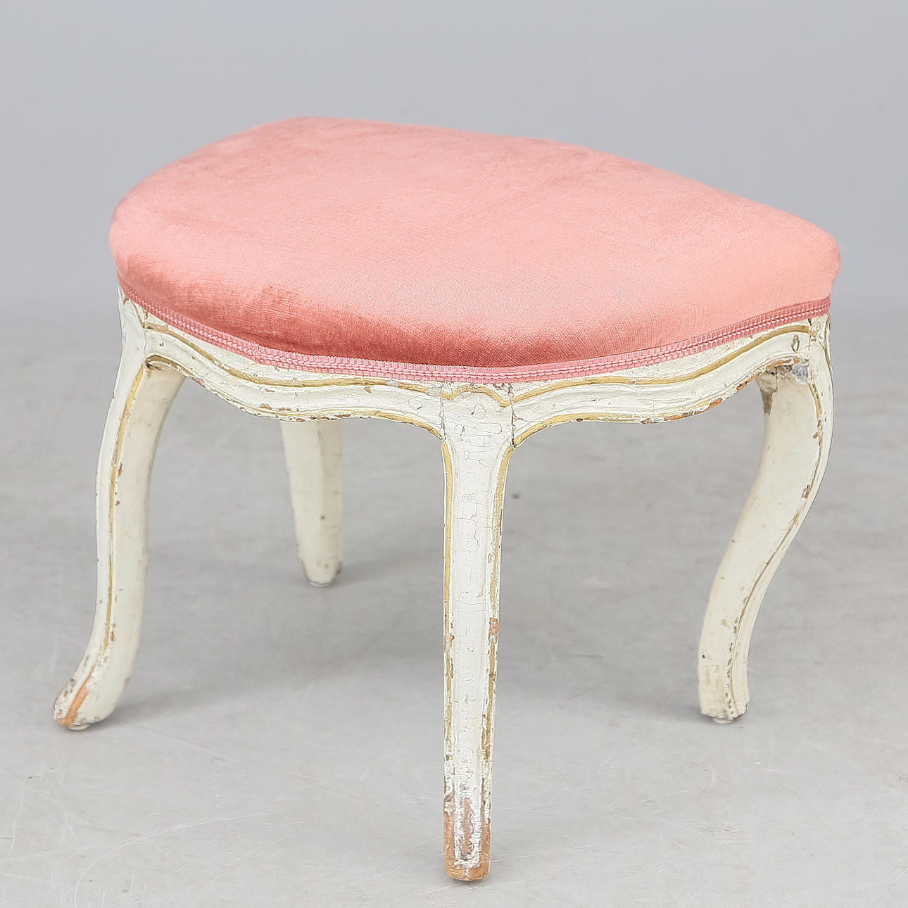 Jakkara, rokokoo, 1700-luku.