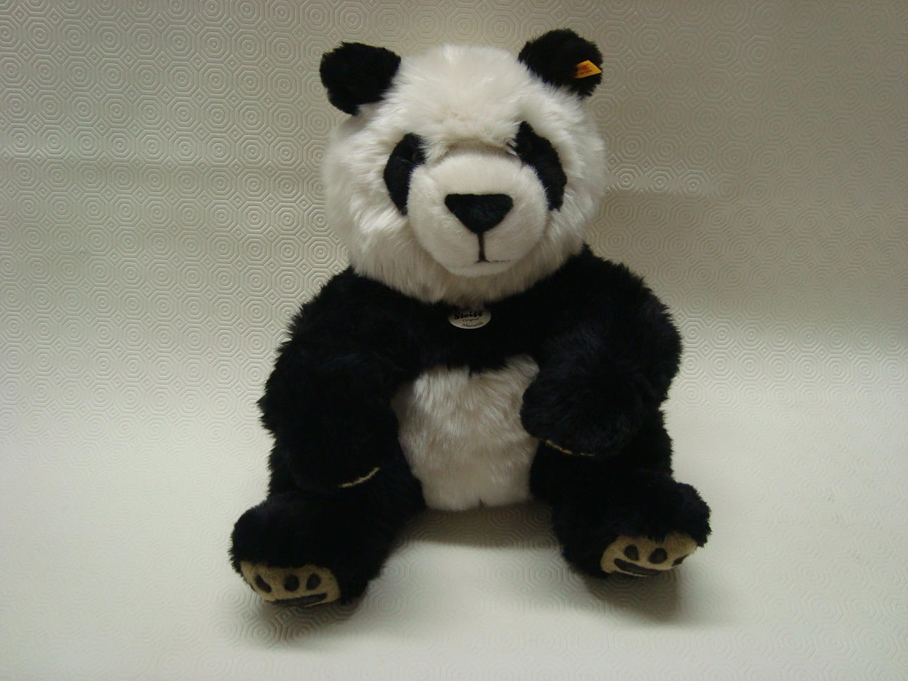 STEIFF PANDA KUSCHELTIER, um 1990.