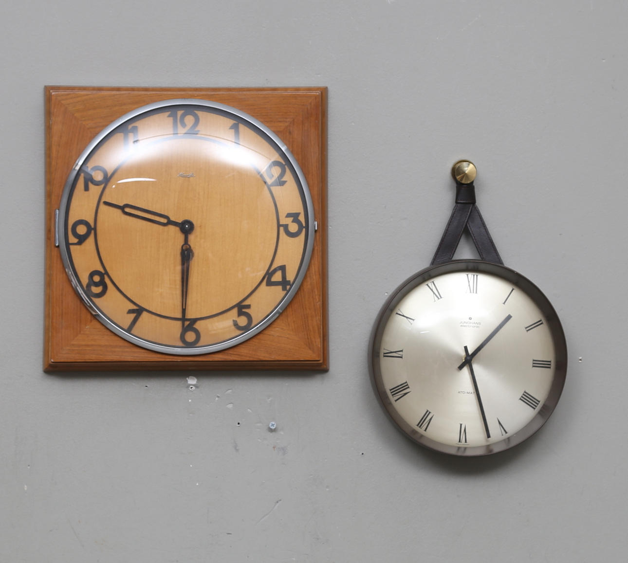 WALLS. 2 pcs, Germany, Kienzle and Junghans, electronic Ato-mat.
