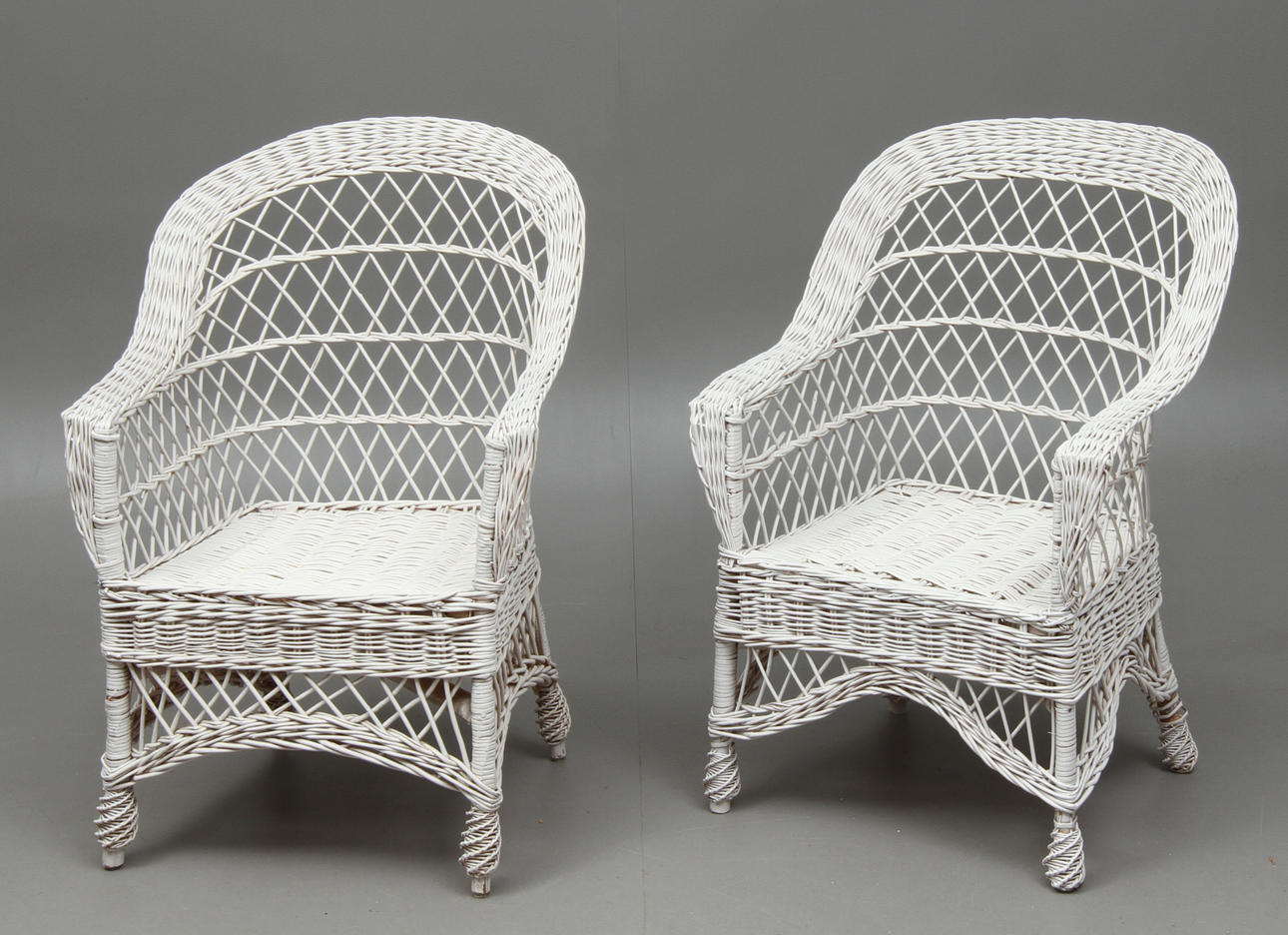 KORGFÅTÖLJER 1 par, 1900/2000-tal.