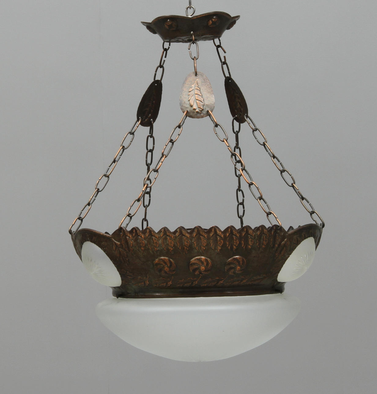 TAKLAMPA, koppar samt glas, jugend, 1900-talets början.