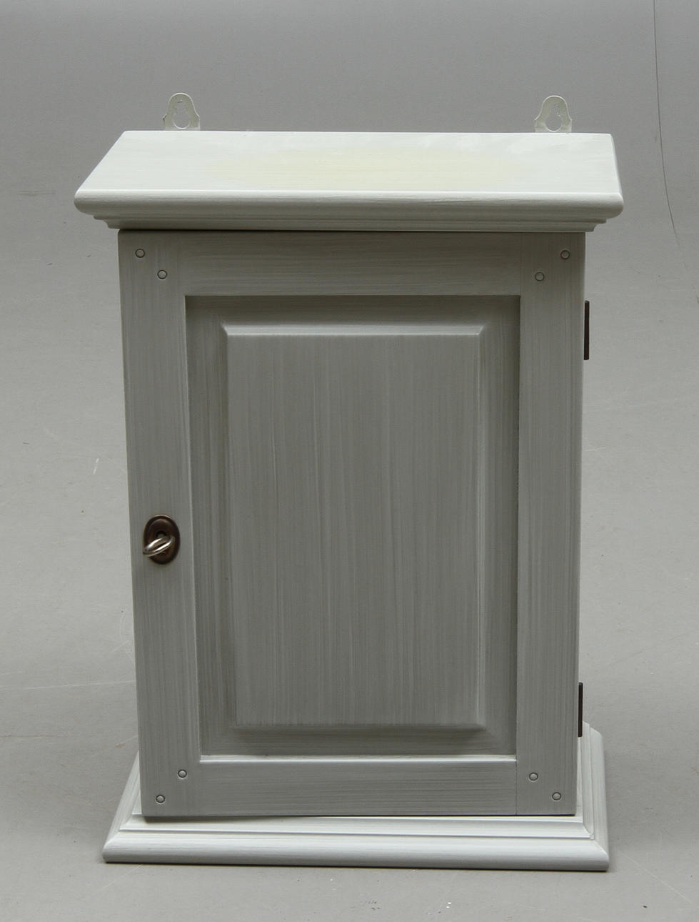 BRÄNNVINSSKÅP, Åmells Möbler.