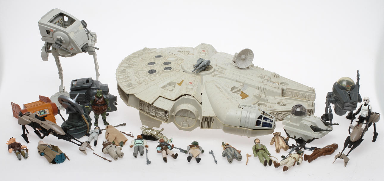 STAR WARS Vintage 1977 - 1985, 9 skepp och 14 figurer med originalvapen.