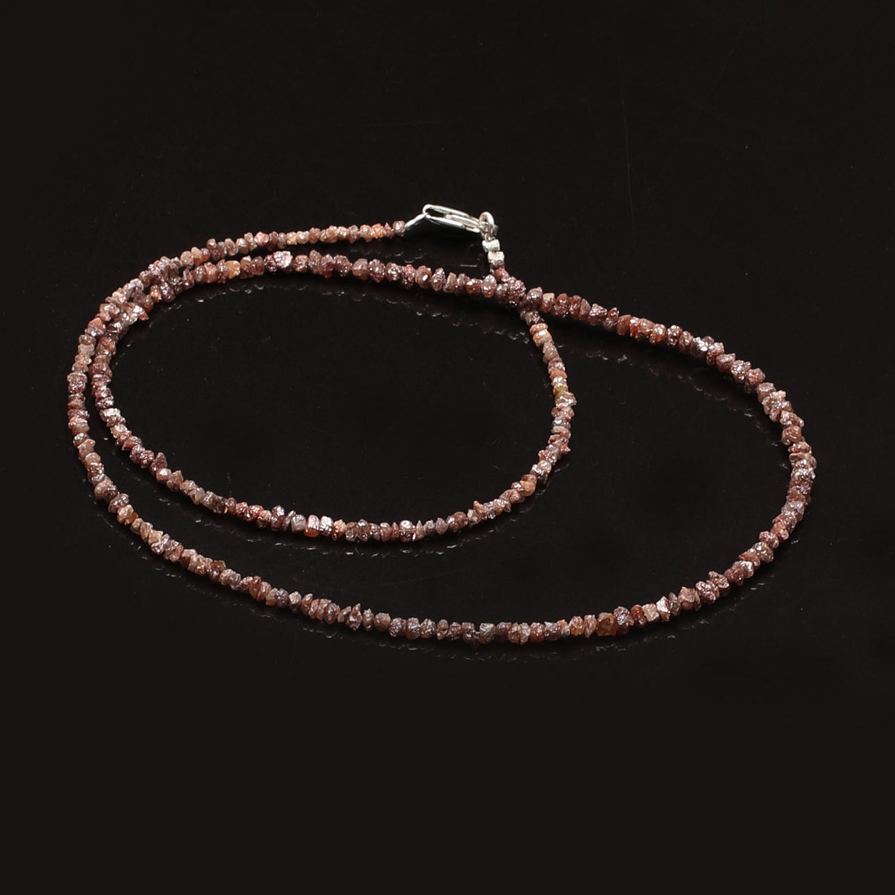 HALSKÆDE, rå diamanter/rå diamanter.