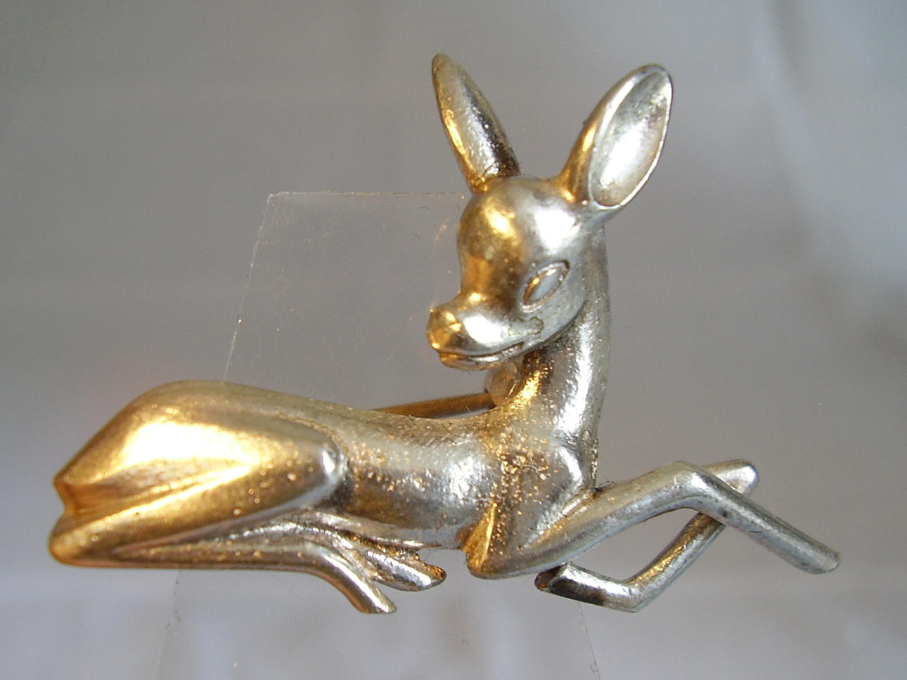 BROSCHE SILBER BAMBI REHKITZ SIGNIERT.