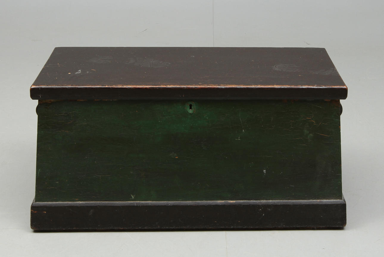 SJÖMANSKISTA, målat trä, sekelskiftet 1800/1900.