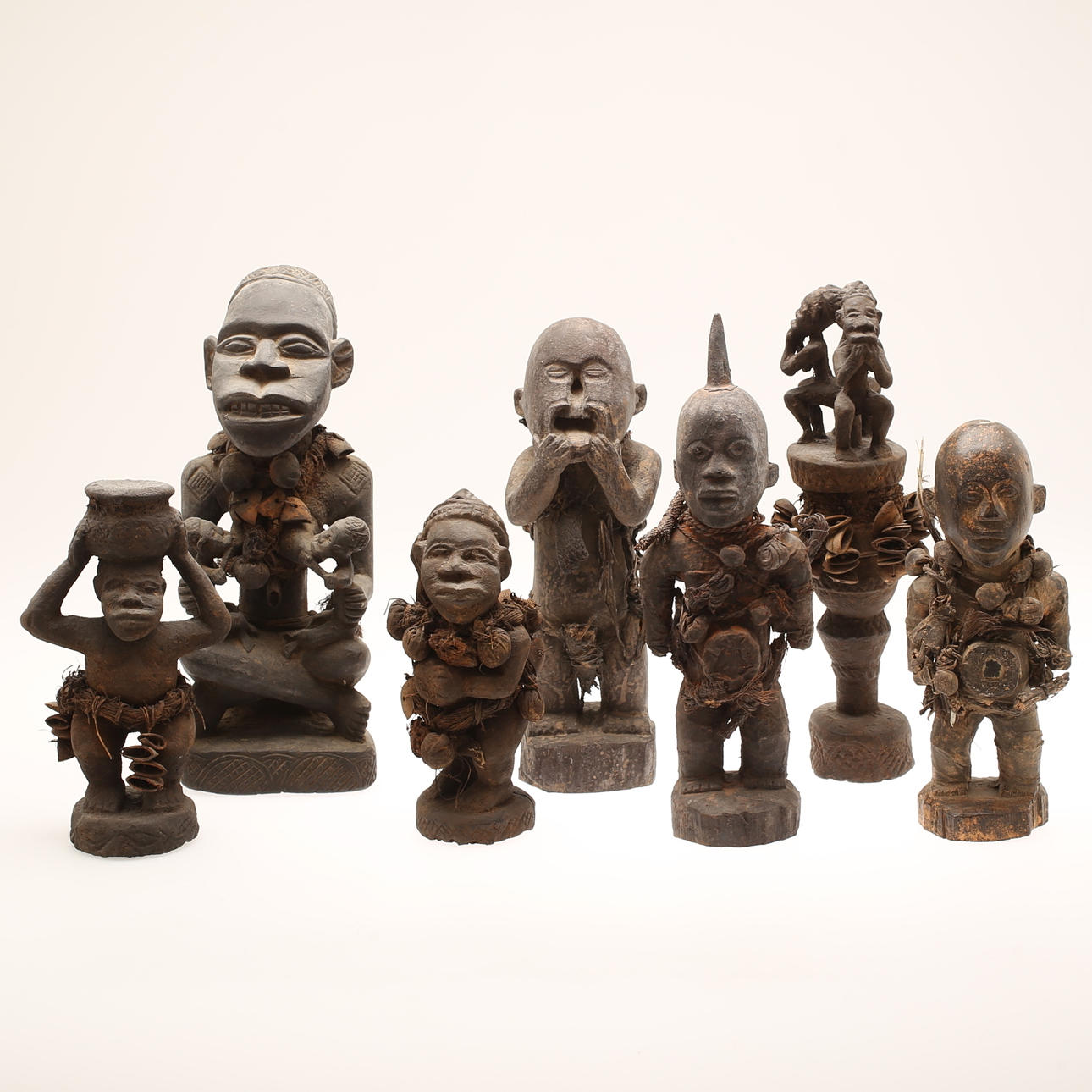 SCULPTURES, 7 pieces, African, Congo Republic.