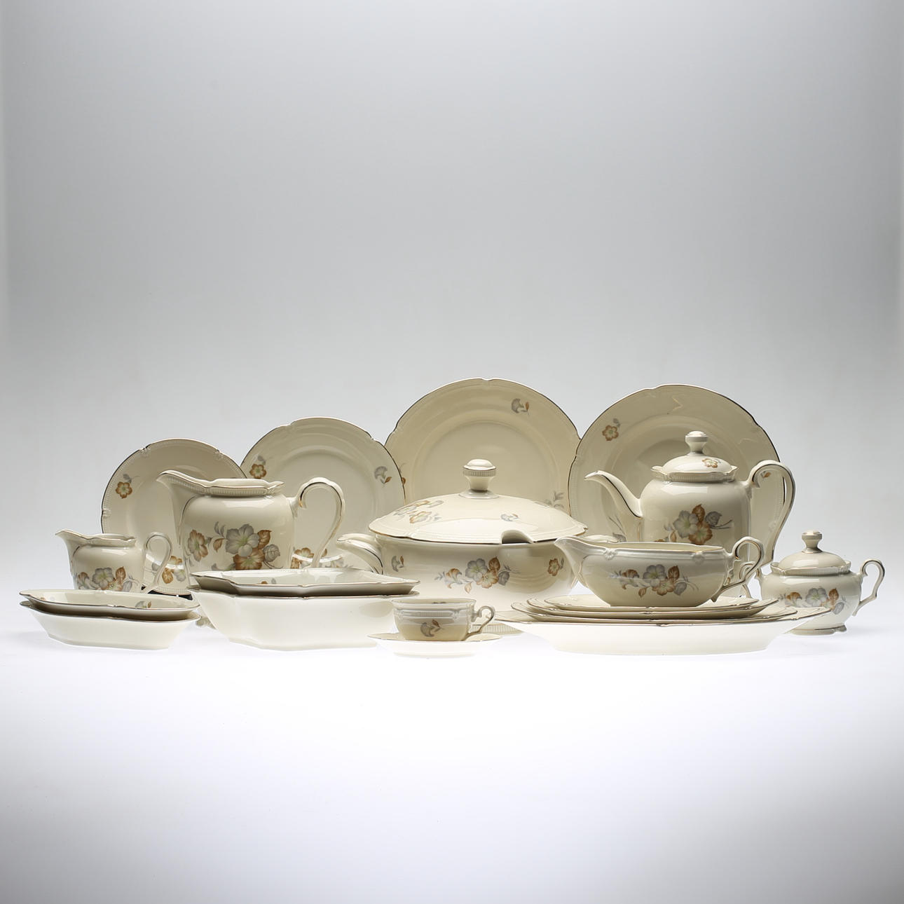 KAFFE/MADSÆT, 71 dele, porcelæn, Godesberg, Bayern.