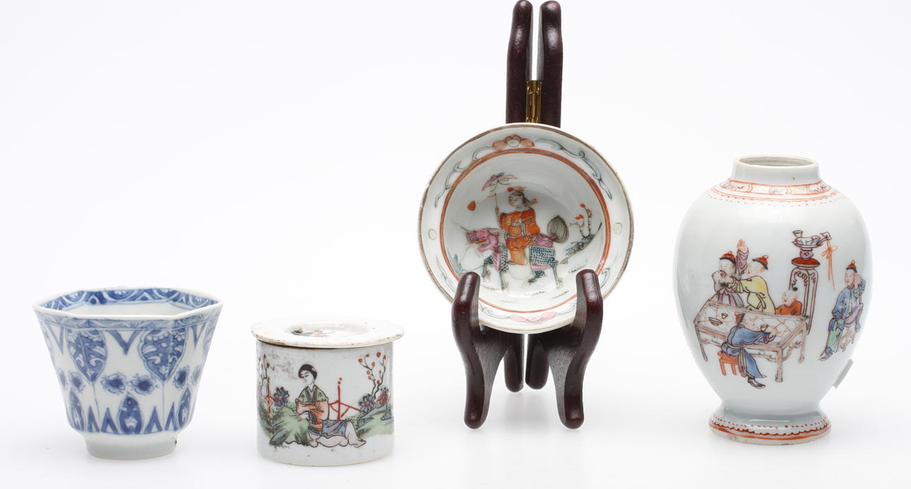 OSTINDISKT PORSLIN, 4 delar, Kina.