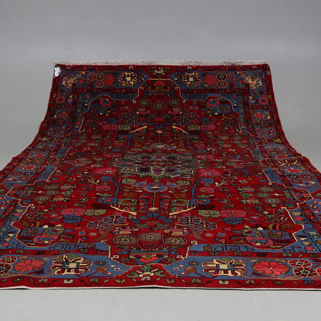 MATTA, persisk, Navahand, ca. 308 x205 cm.